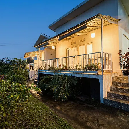 Santya Loka Lodge & Twin Waterfall